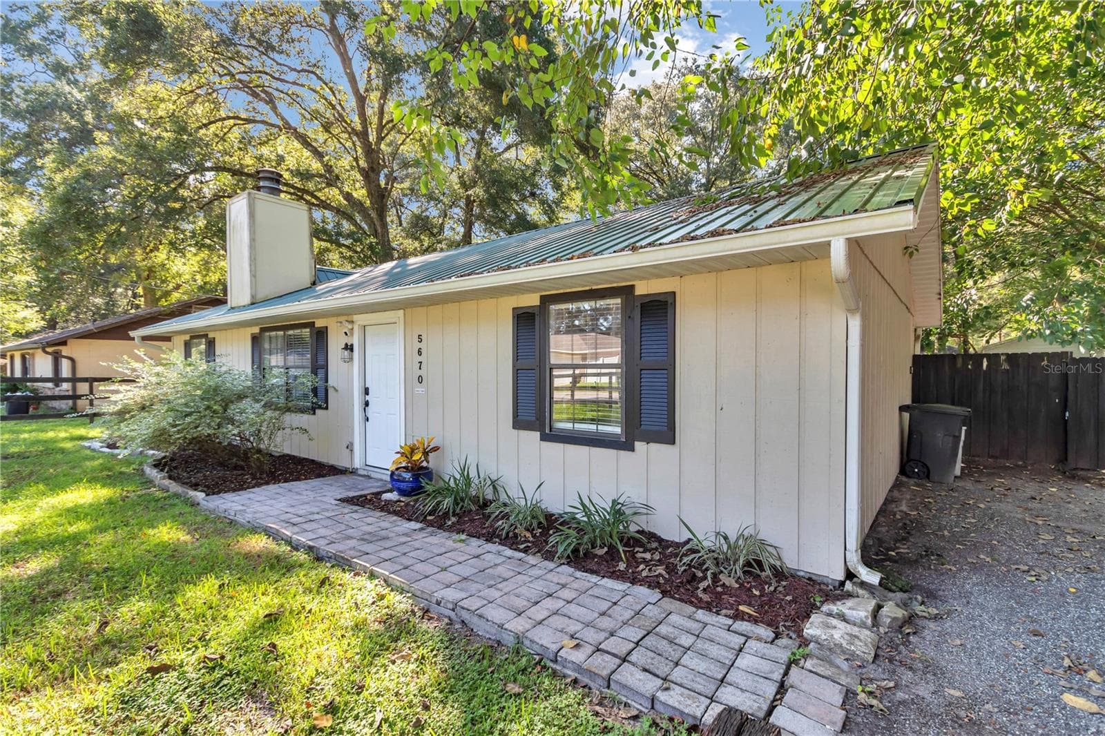Single Family Residence at 5670 NW 65TH PL, OCALA, photo 6 of 41
