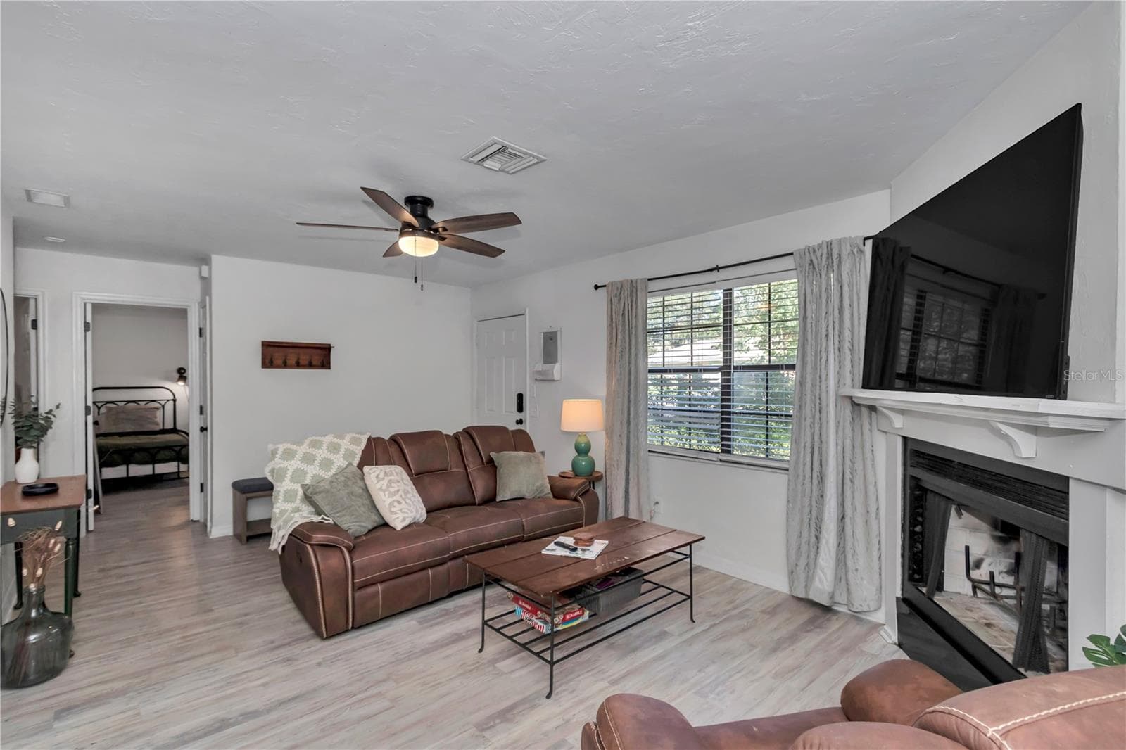 Single Family Residence at 5670 NW 65TH PL, OCALA, photo 10 of 41