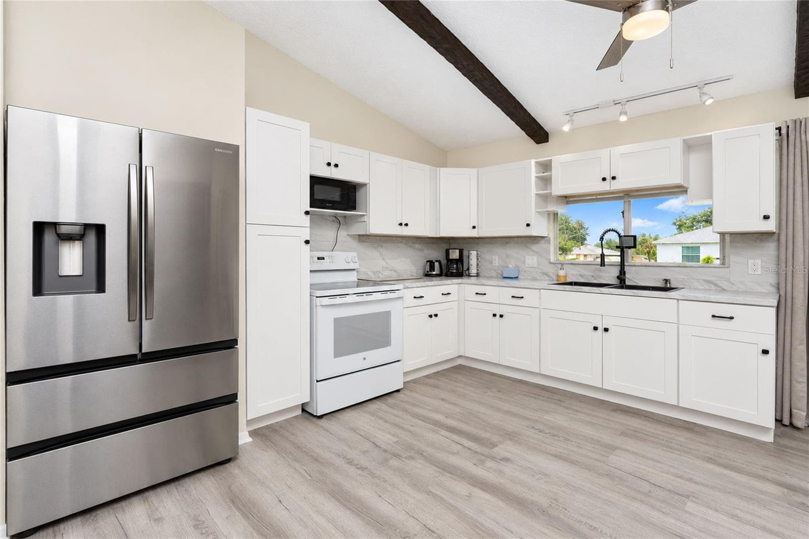 Kitchen - 21293 PEMBERTON AVENUE, PORT CHARLOTTE