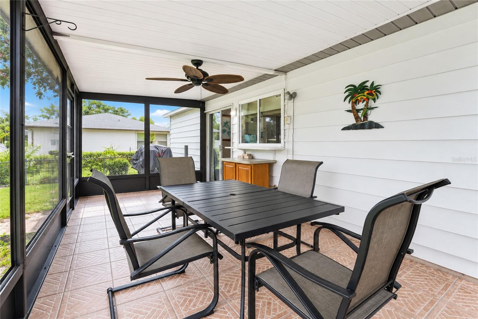 Screened porch - 21293 PEMBERTON AVENUE, PORT CHARLOTTE