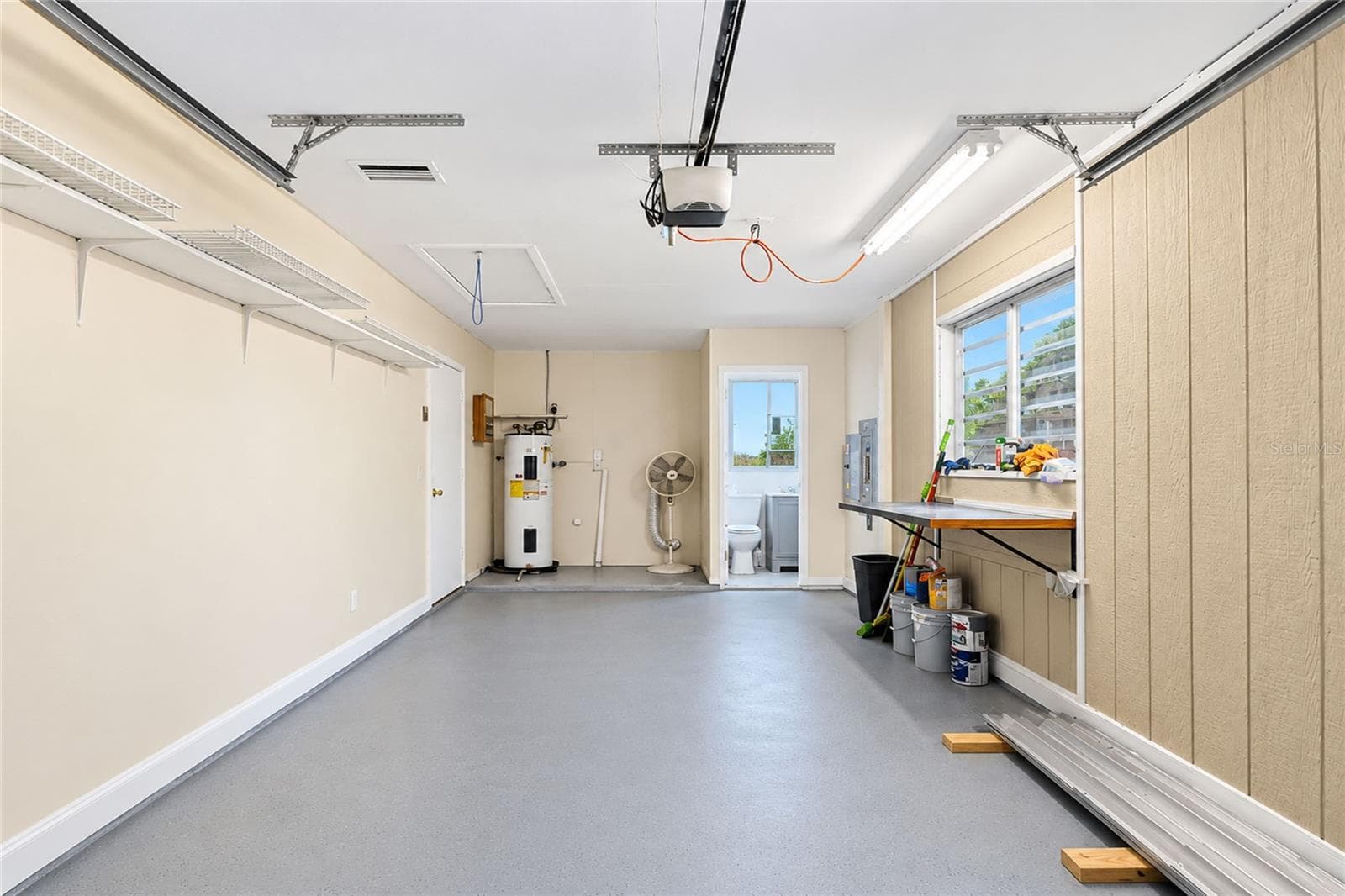 Garage - 21293 PEMBERTON AVENUE, PORT CHARLOTTE
