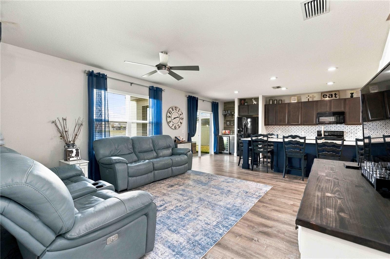 Single Family Residence at 14961 FLOWING GOLD DR, BRADENTON, photo 18 of 67