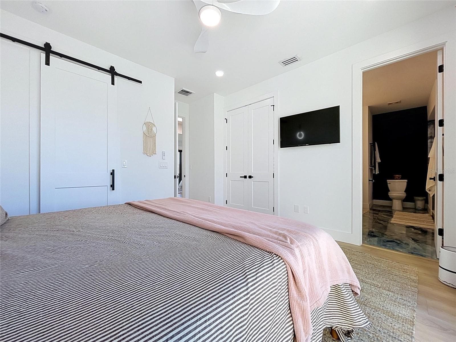 Townhouse at 101 W WARREN AVE #3, TAMPA, photo 24 of 67