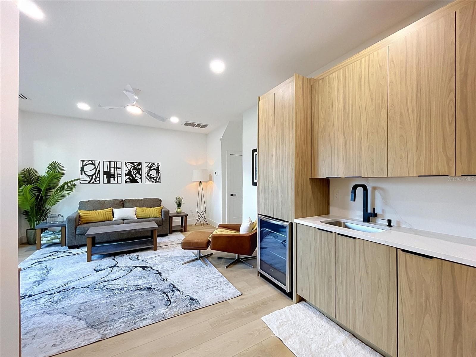 Townhouse at 101 W WARREN AVE #3, TAMPA, photo 55 of 67
