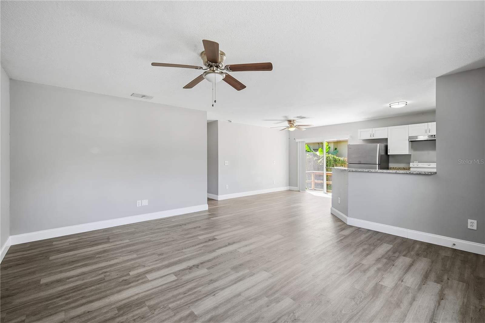 Single Family Residence at 8313 N 10TH ST, TAMPA, photo 10 of 41