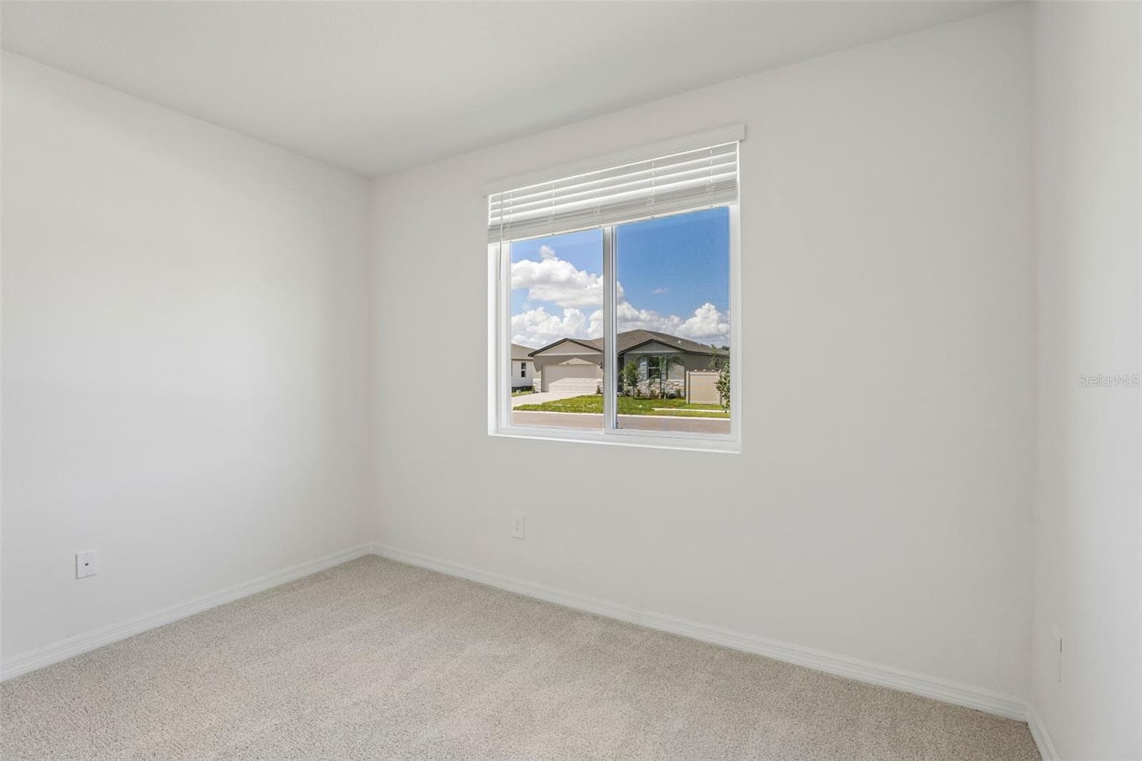 Single Family Residence at 14164 HARVEST PINES LN, HUDSON, photo 26 of 40