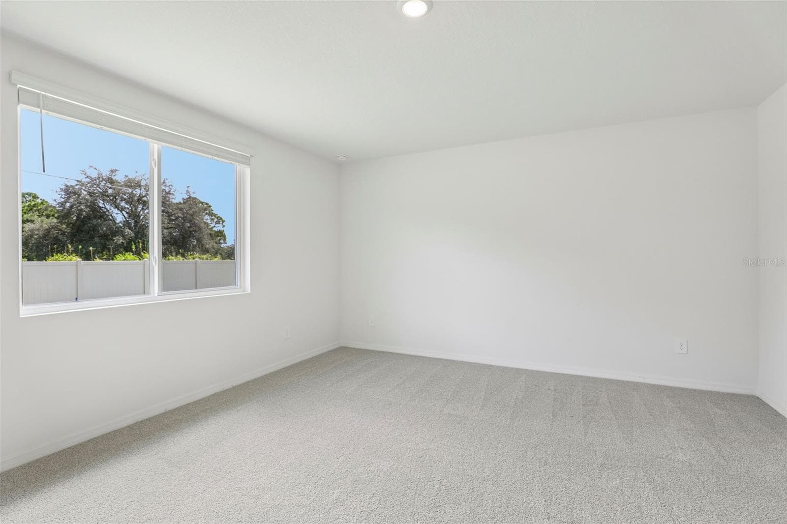 Single Family Residence at 14164 HARVEST PINES LN, HUDSON, photo 31 of 40