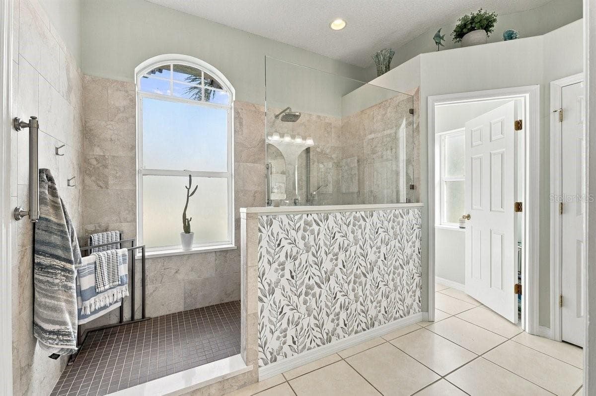 Single Family Residence at 4458 FAIRWAY OAKS DR, MULBERRY, photo 19 of 83