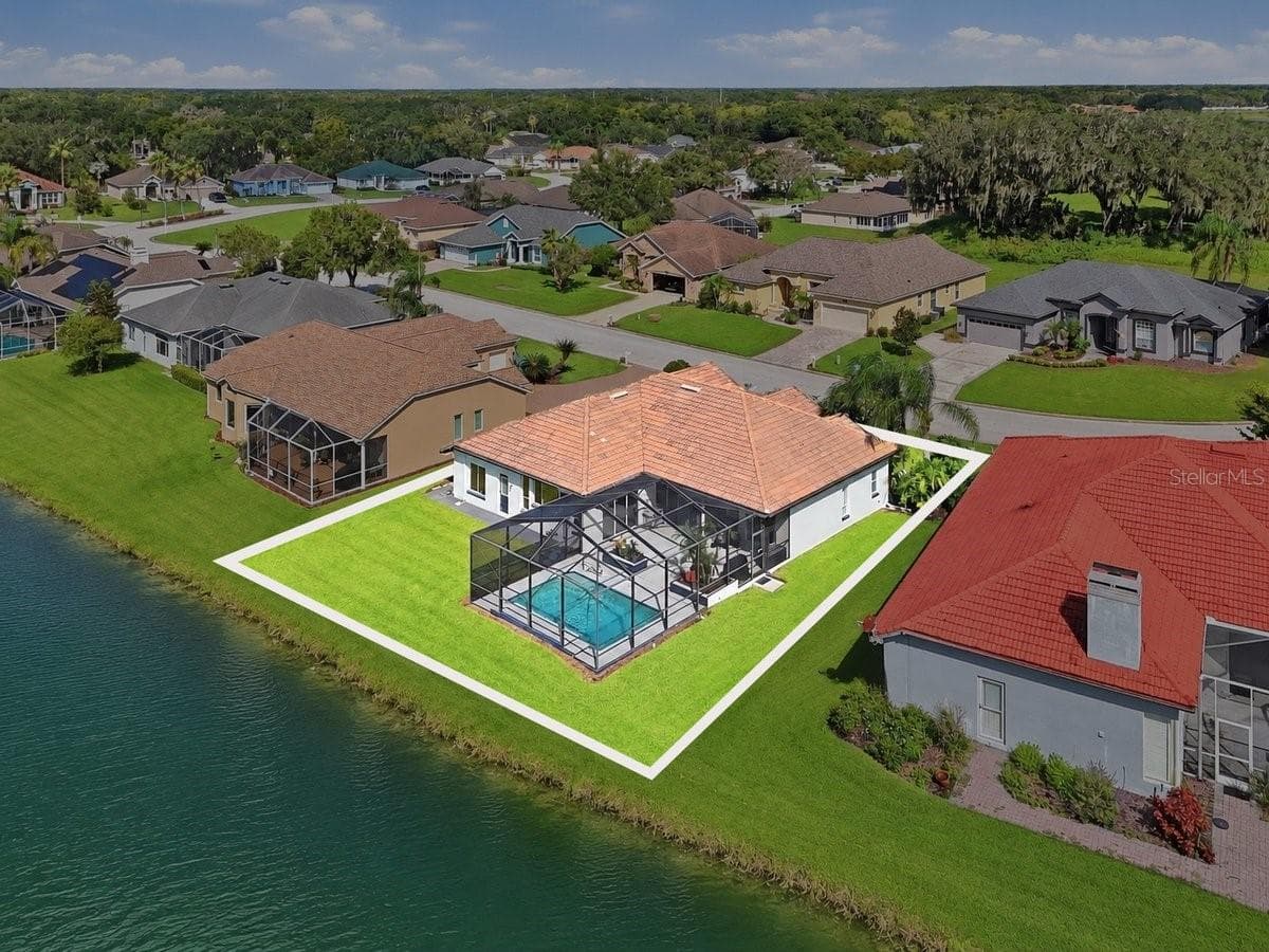 Single Family Residence at 4458 FAIRWAY OAKS DR, MULBERRY, photo 60 of 83
