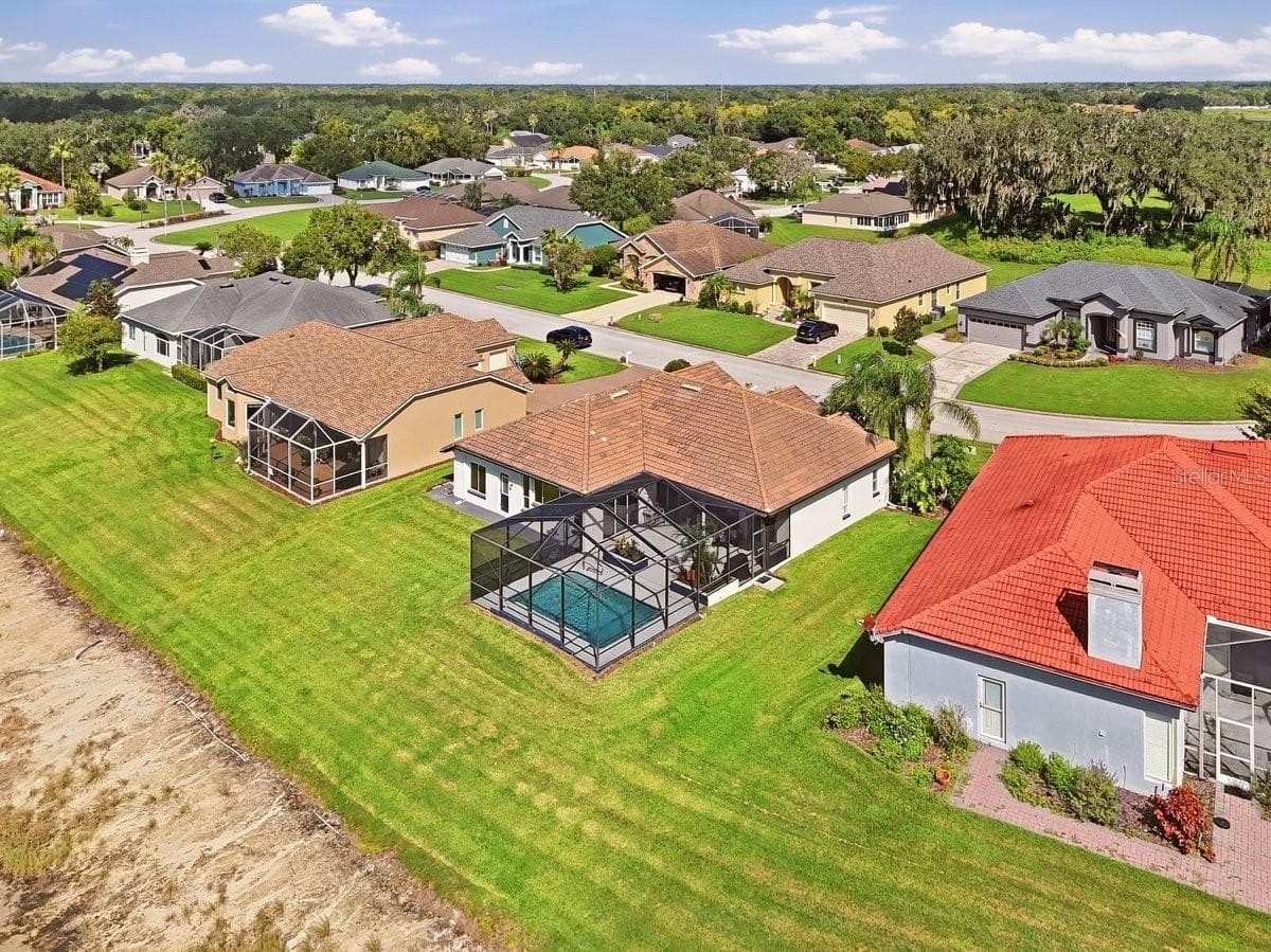 Single Family Residence at 4458 FAIRWAY OAKS DR, MULBERRY, photo 65 of 83