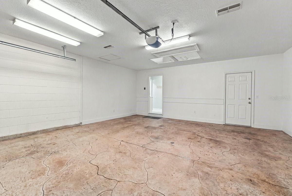 Single Family Residence at 4458 FAIRWAY OAKS DR, MULBERRY, photo 82 of 83