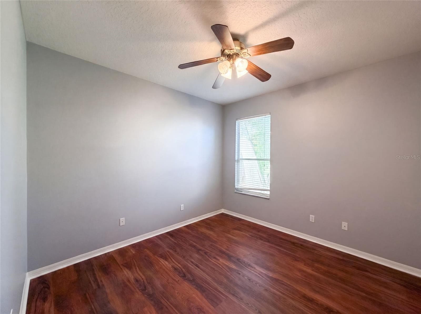 Single Family Residence at 826 HILLY BEND DR, APOPKA, photo 10 of 18