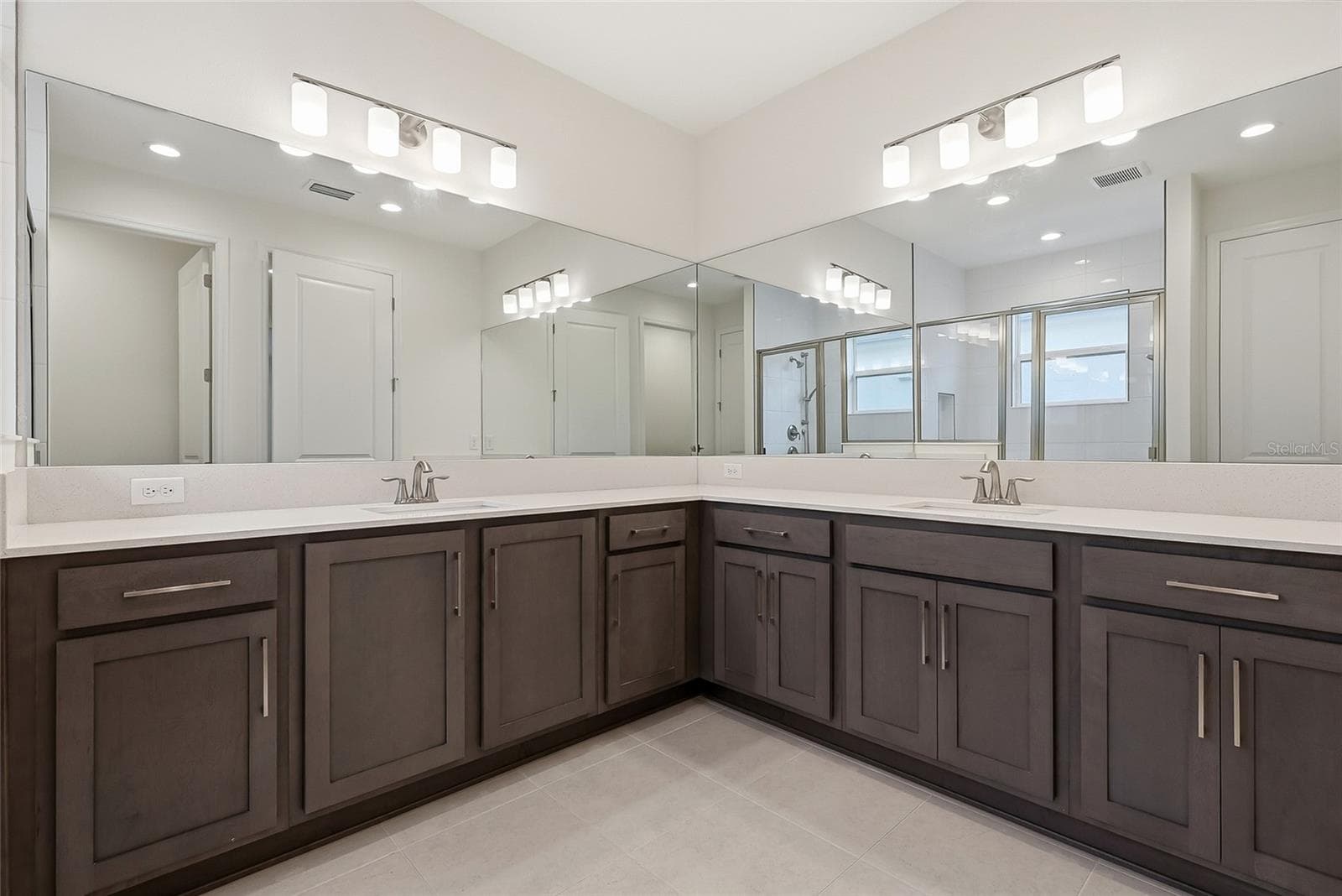 Single Family Residence at 32565 VENETO PL, WESLEY CHAPEL, photo 22 of 38