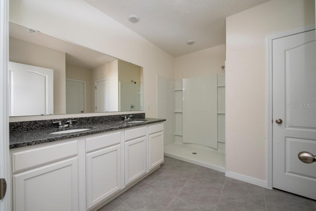 Master Bathroom - 2723 SUNKISSED DR, ST CLOUD