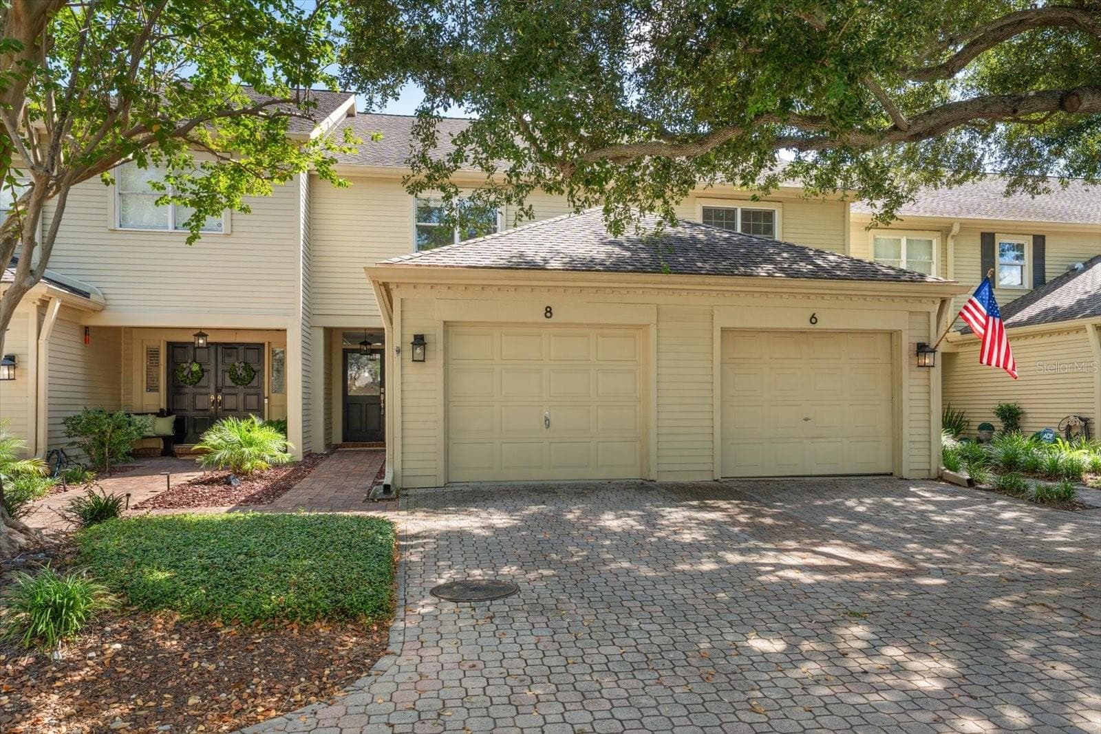 8 PELICAN PL #8