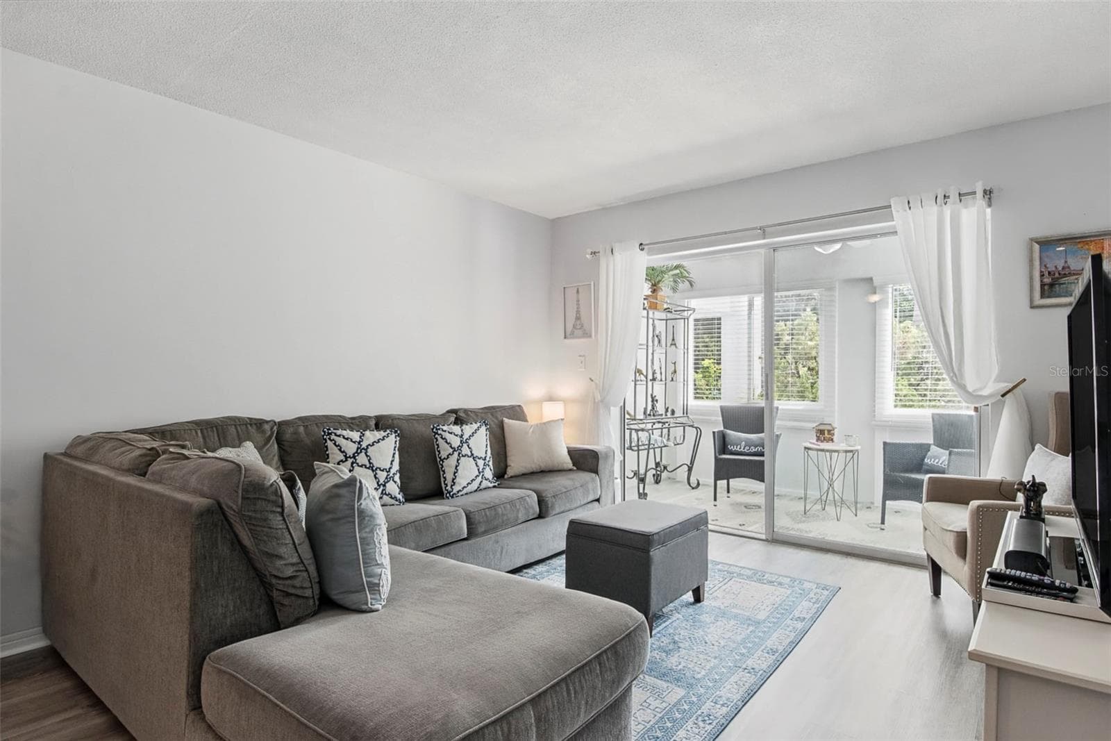 Condominium at 8651 10TH ST N #118, ST PETERSBURG, photo 8 of 33