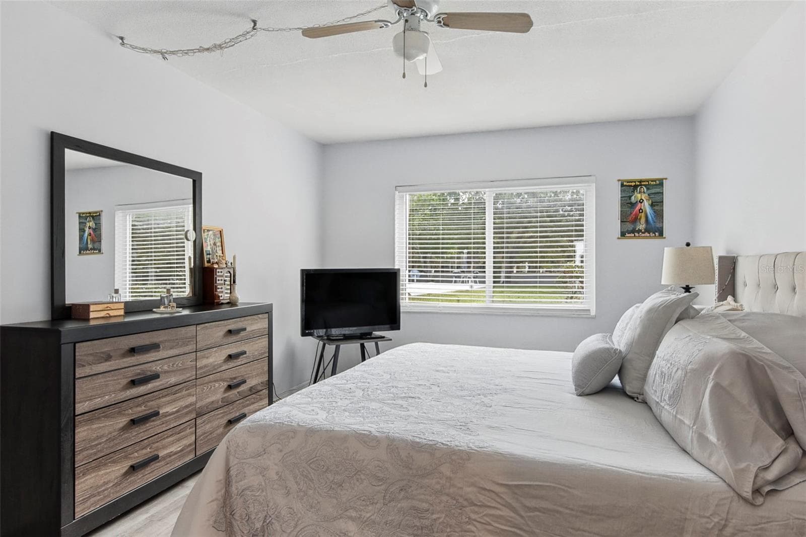 Condominium at 8651 10TH ST N #118, ST PETERSBURG, photo 17 of 33