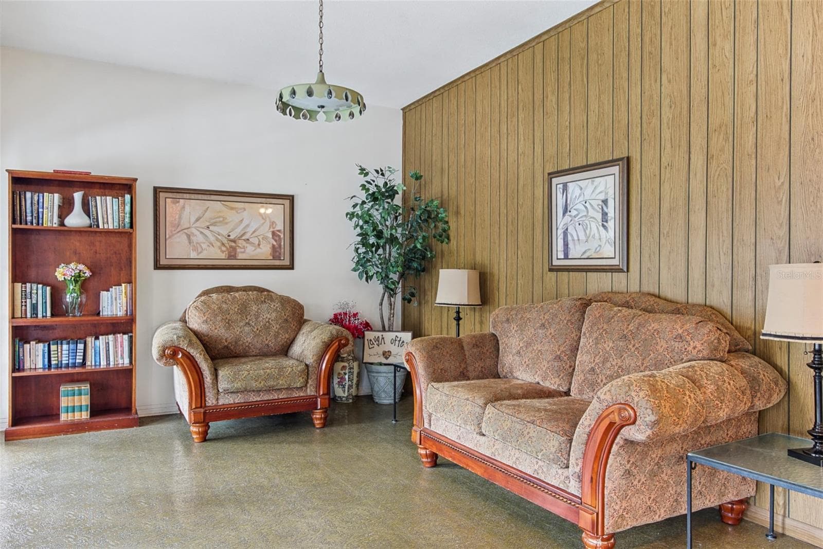 Condominium at 8651 10TH ST N #118, ST PETERSBURG, photo 27 of 33