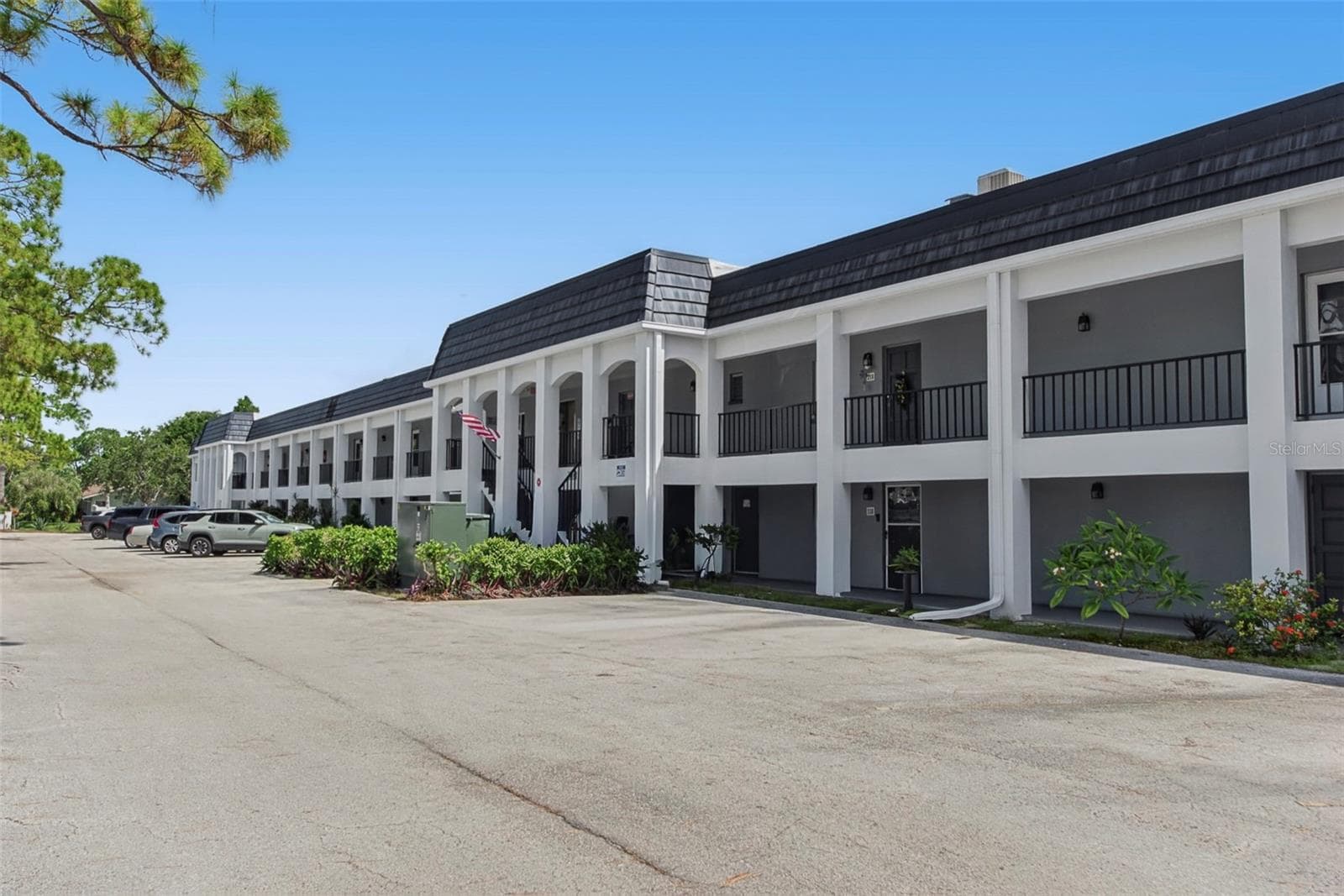 Condominium at 8651 10TH ST N #118, ST PETERSBURG, photo 30 of 33