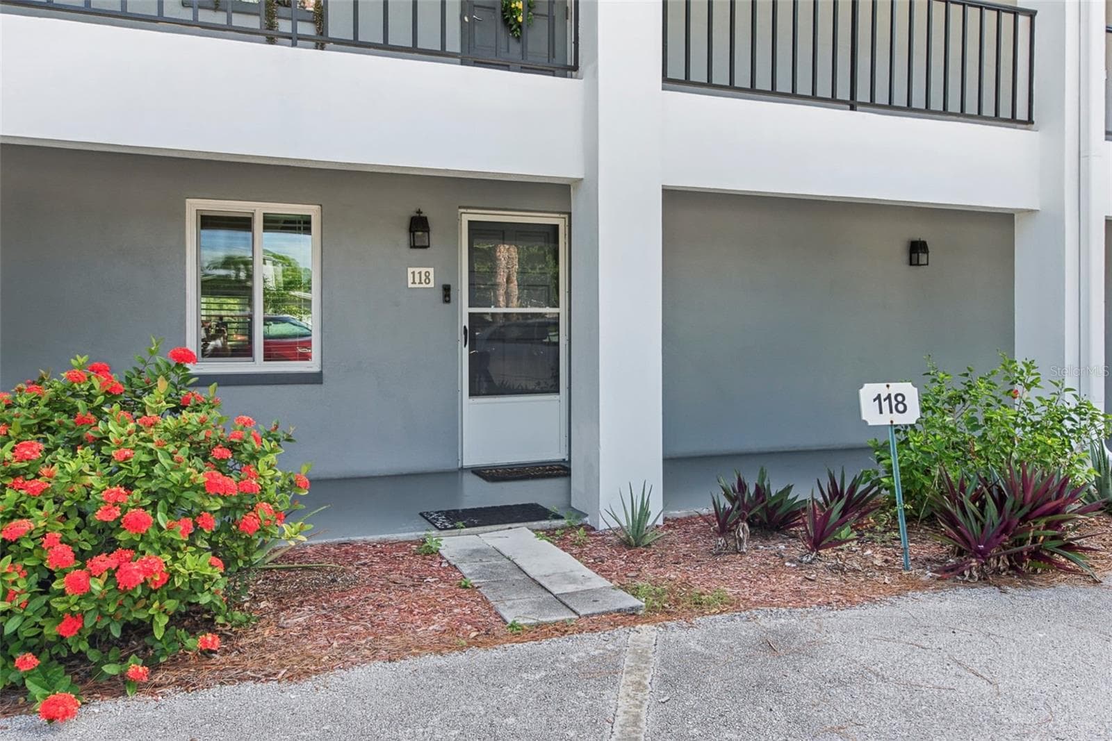 Condominium at 8651 10TH ST N #118, ST PETERSBURG, photo 31 of 33