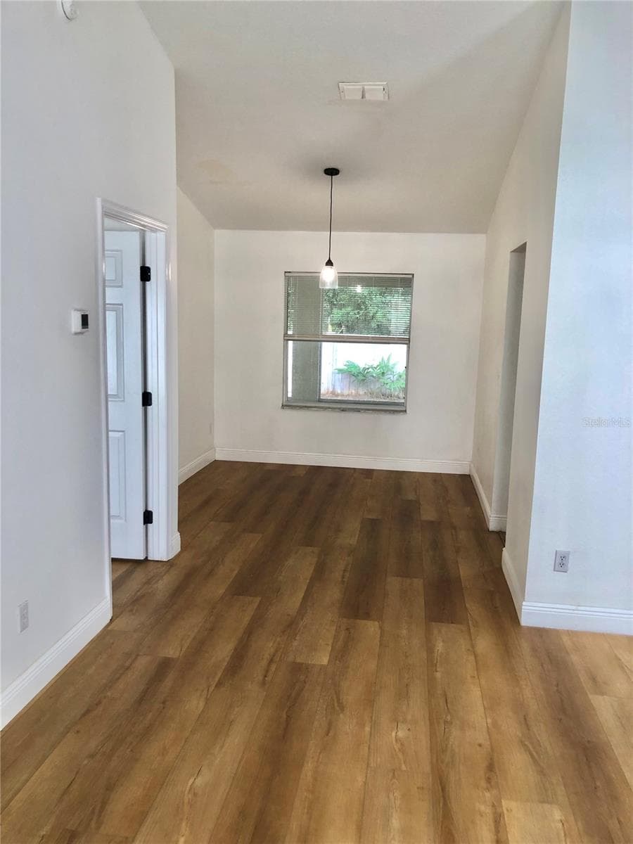 Single Family Residence at 1606 BEULAH RD, WINTER GARDEN, photo 7 of 27