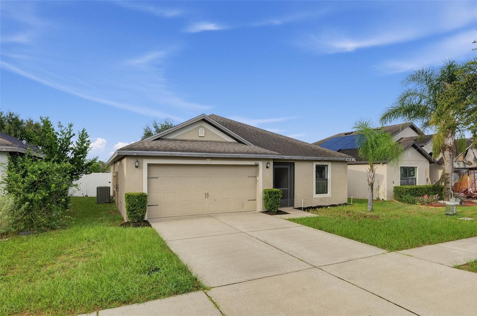 860 WOODLARK DR