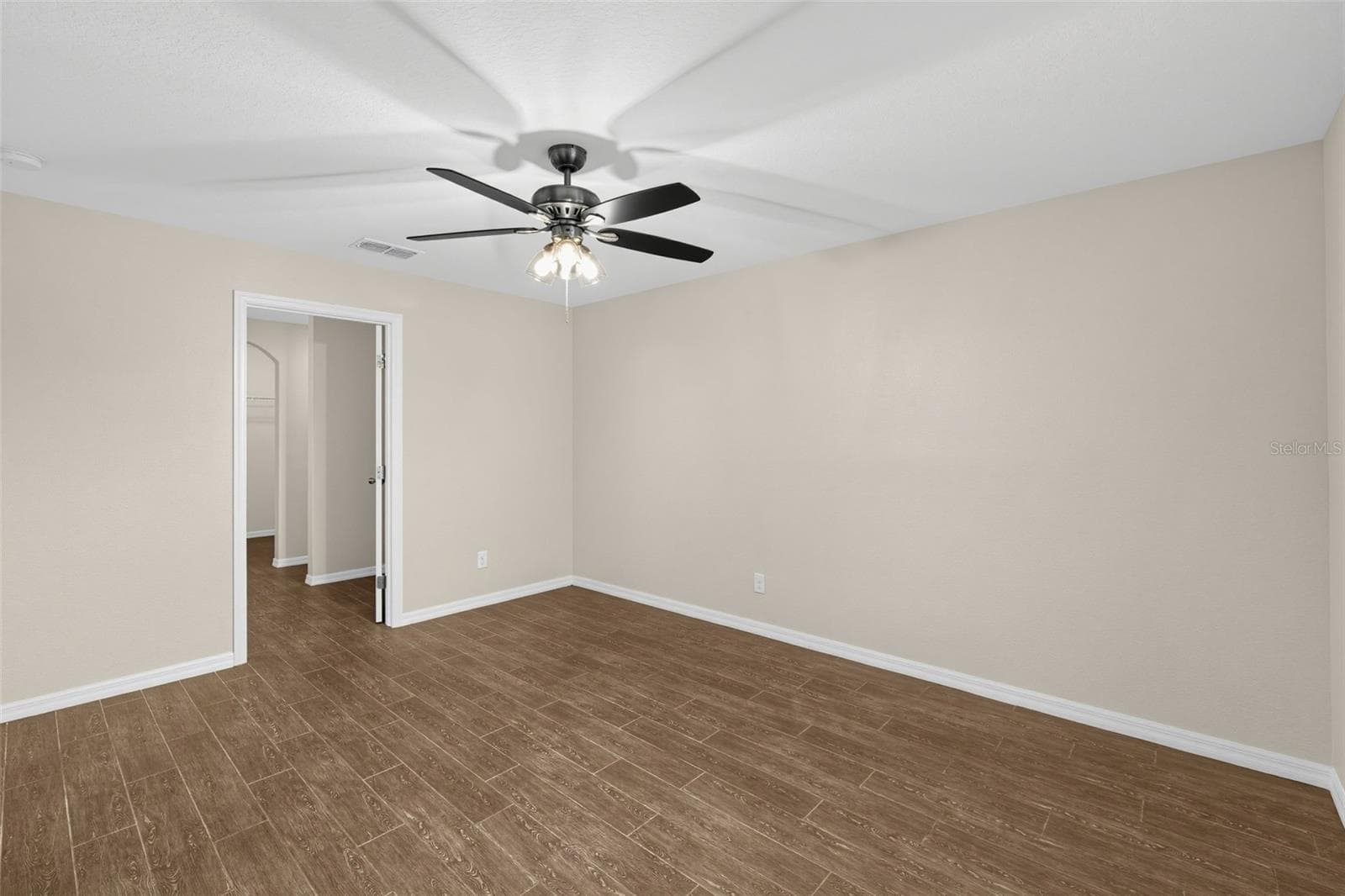 Single Family Residence at 860 WOODLARK DR, HAINES CITY, photo 16 of 22