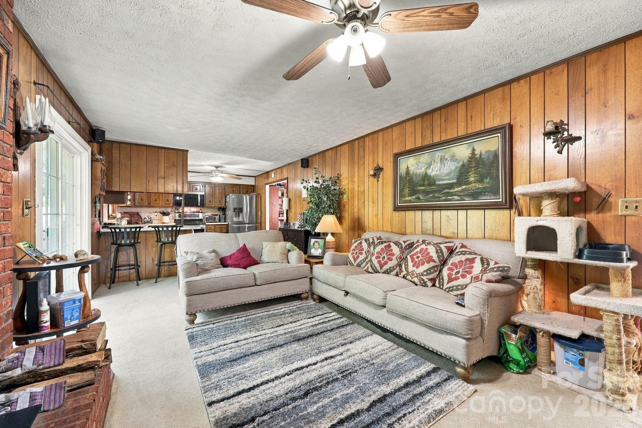 Single Family Residence at 7 Fieldcrest Circle, Asheville, photo 11 of 36