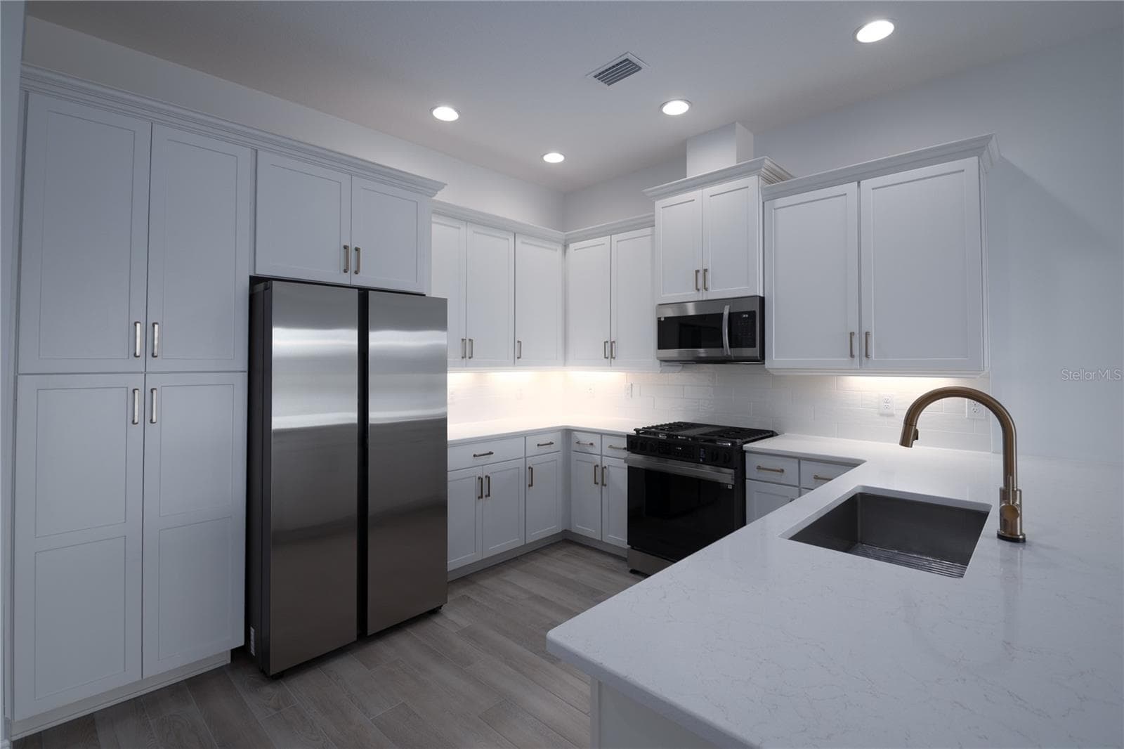 Kitchen - 3371 GALERAS DR, VIERA