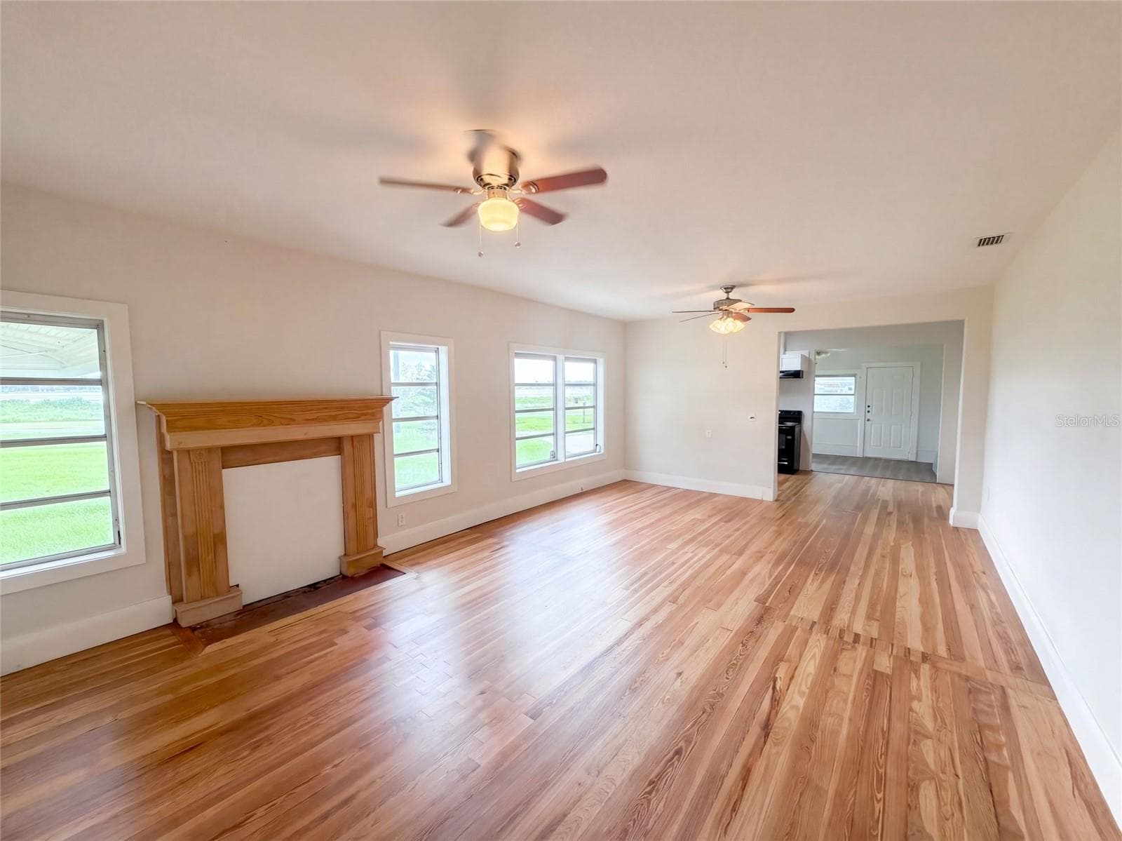 Single Family Residence at 4805 CORONET RD, PLANT CITY, photo 3 of 26