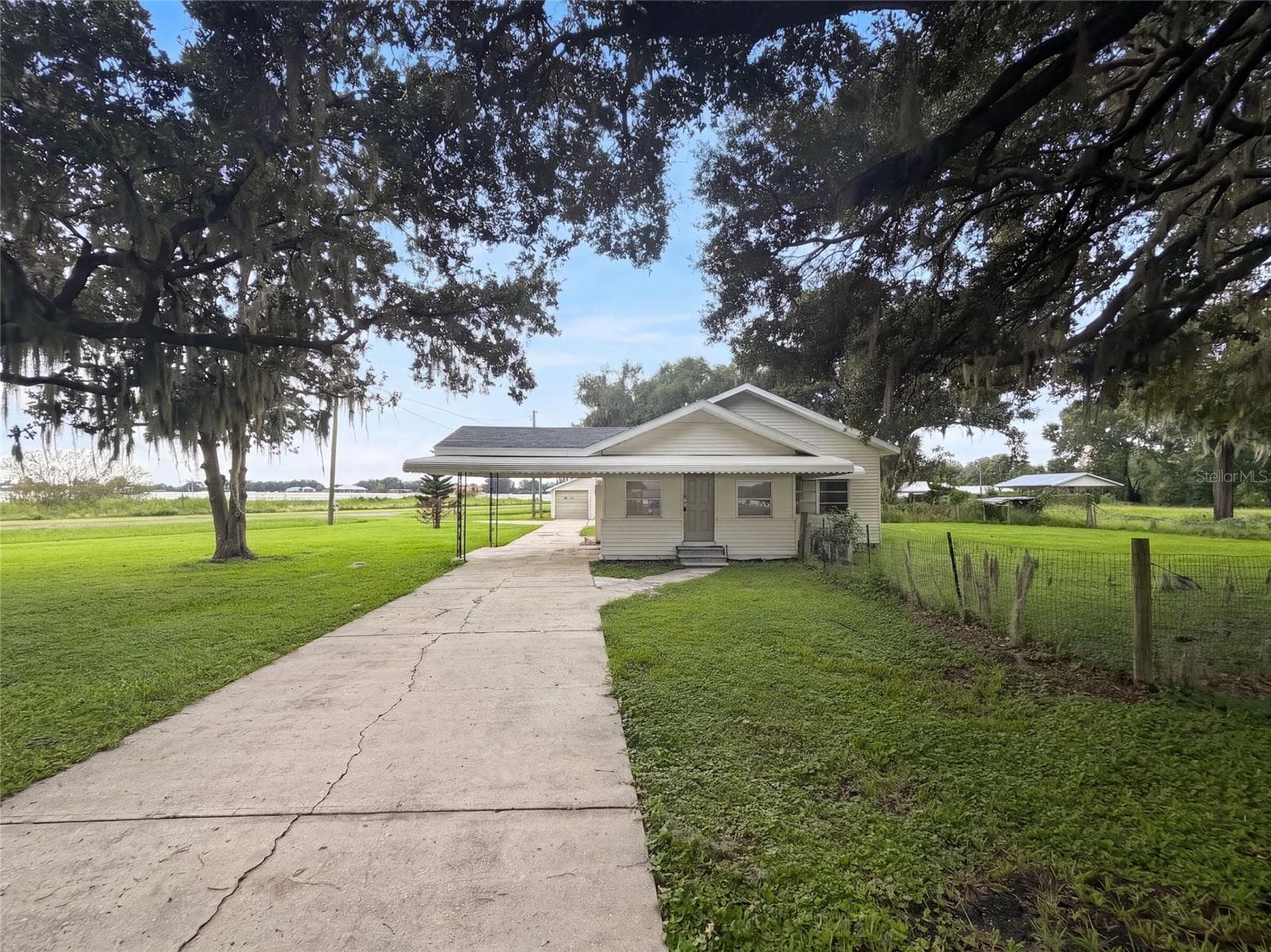 Single Family Residence at 4805 CORONET RD, PLANT CITY, photo 12 of 26