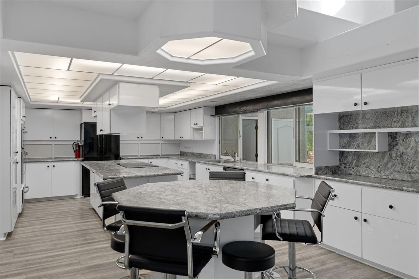 Single Family Residence at 35 CAPTAINS COVE RD, INGLIS, photo 17 of 74
