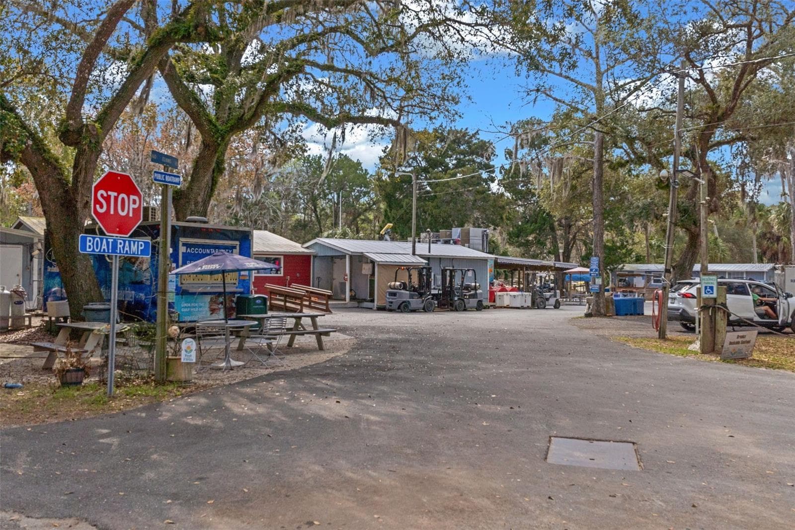 Single Family Residence at 35 CAPTAINS COVE RD, INGLIS, photo 67 of 74