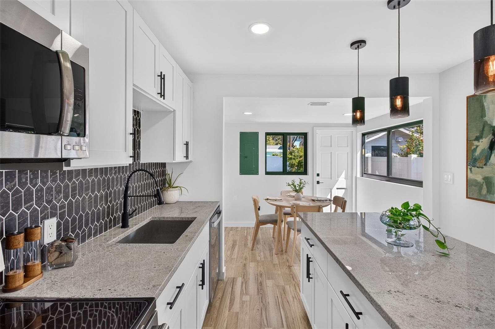 New kitchen with stainless and granite - 711 19TH AVE S, ST PETERSBURG