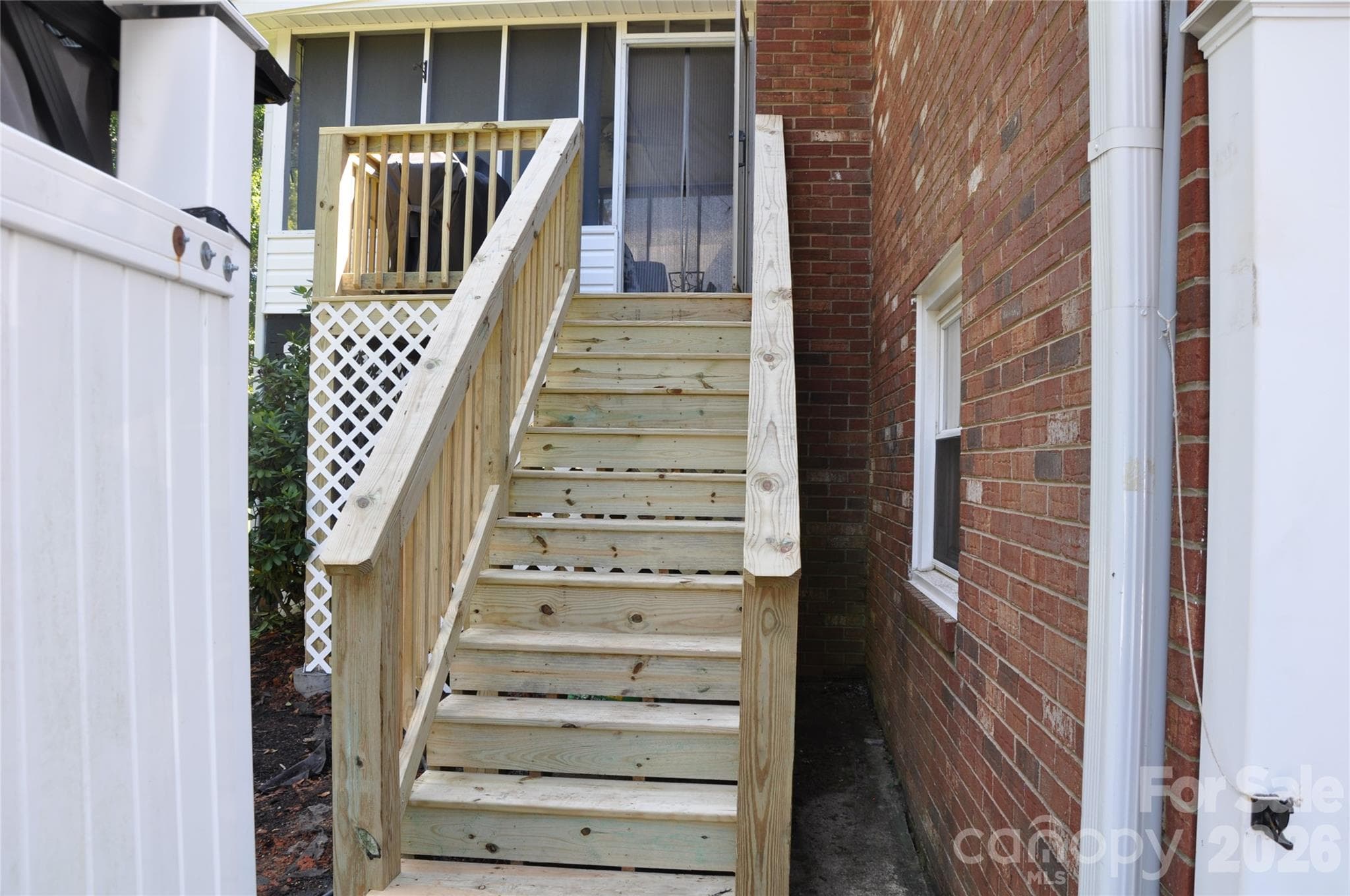 Single Family Residence at 6045 Woodcove Drive, Winston Salem, photo 4 of 28