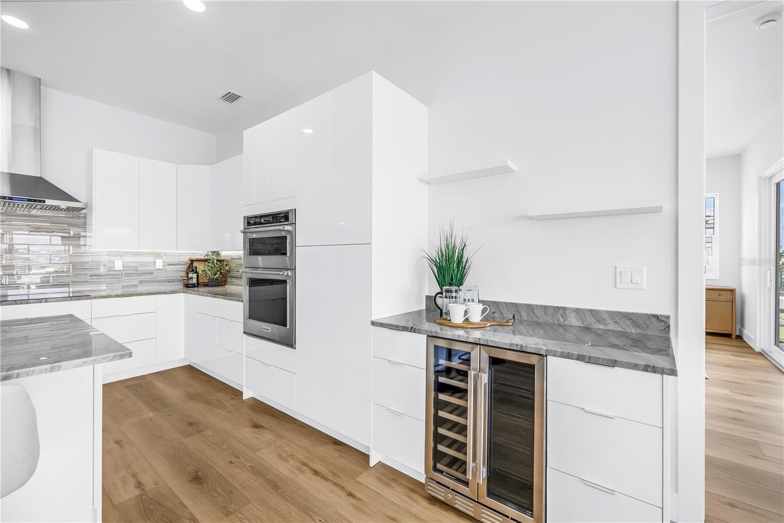Single Family Residence at 7957 2ND AVE S, ST PETERSBURG, photo 16 of 88