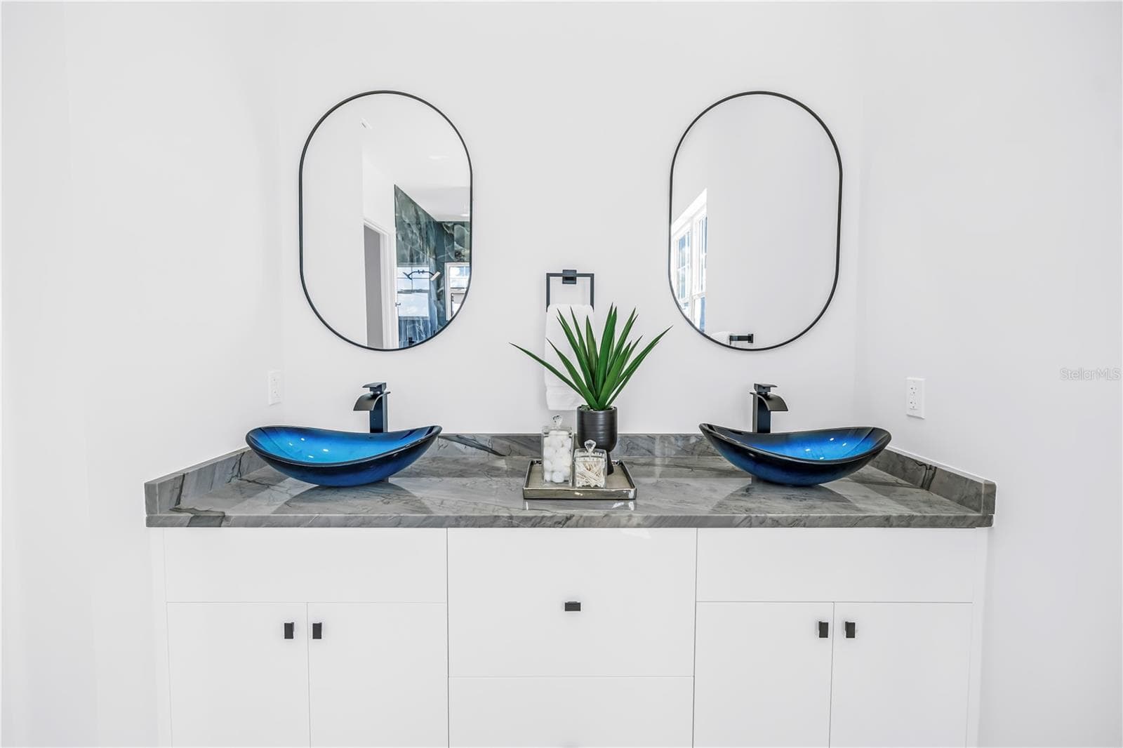 PRIMARY BATHROOM 2 SINKS - 7957 2ND AVE S, ST PETERSBURG