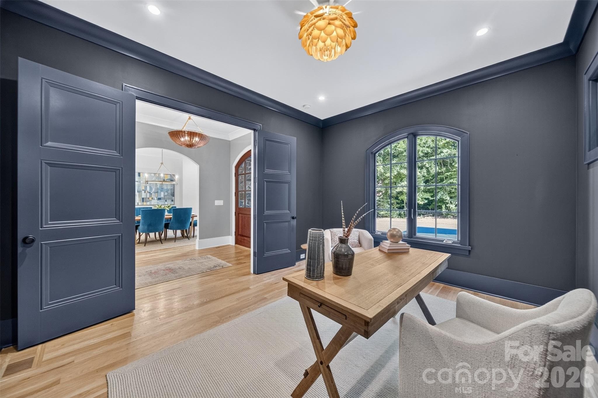 Single Family Residence at 6006 Old Providence Lane, Charlotte, photo 13 of 41