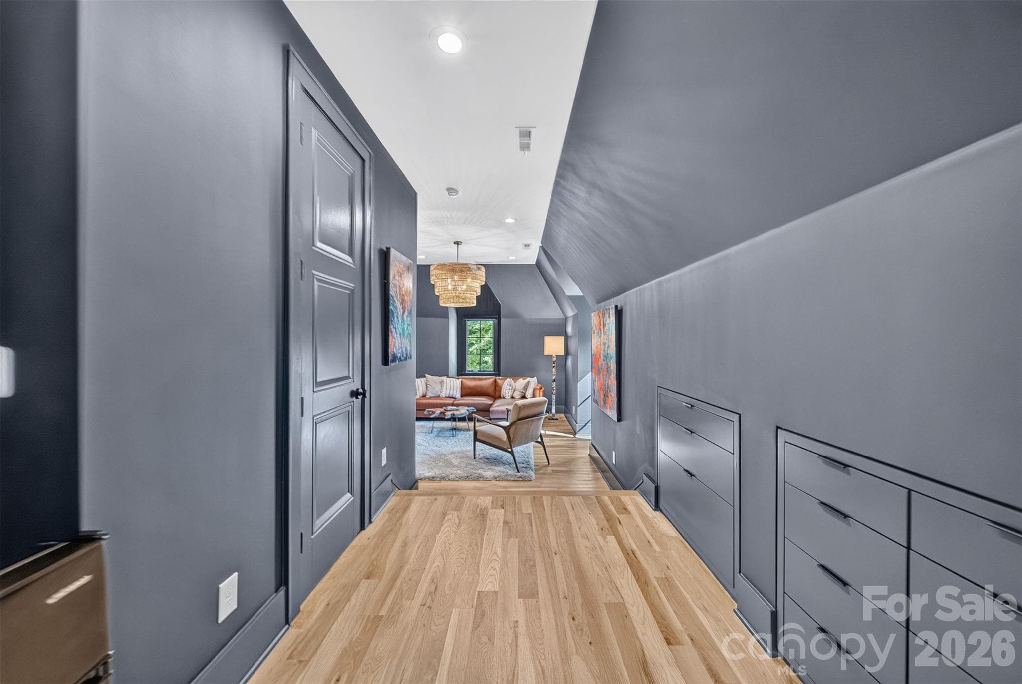 Single Family Residence at 6006 Old Providence Lane, Charlotte, photo 17 of 41