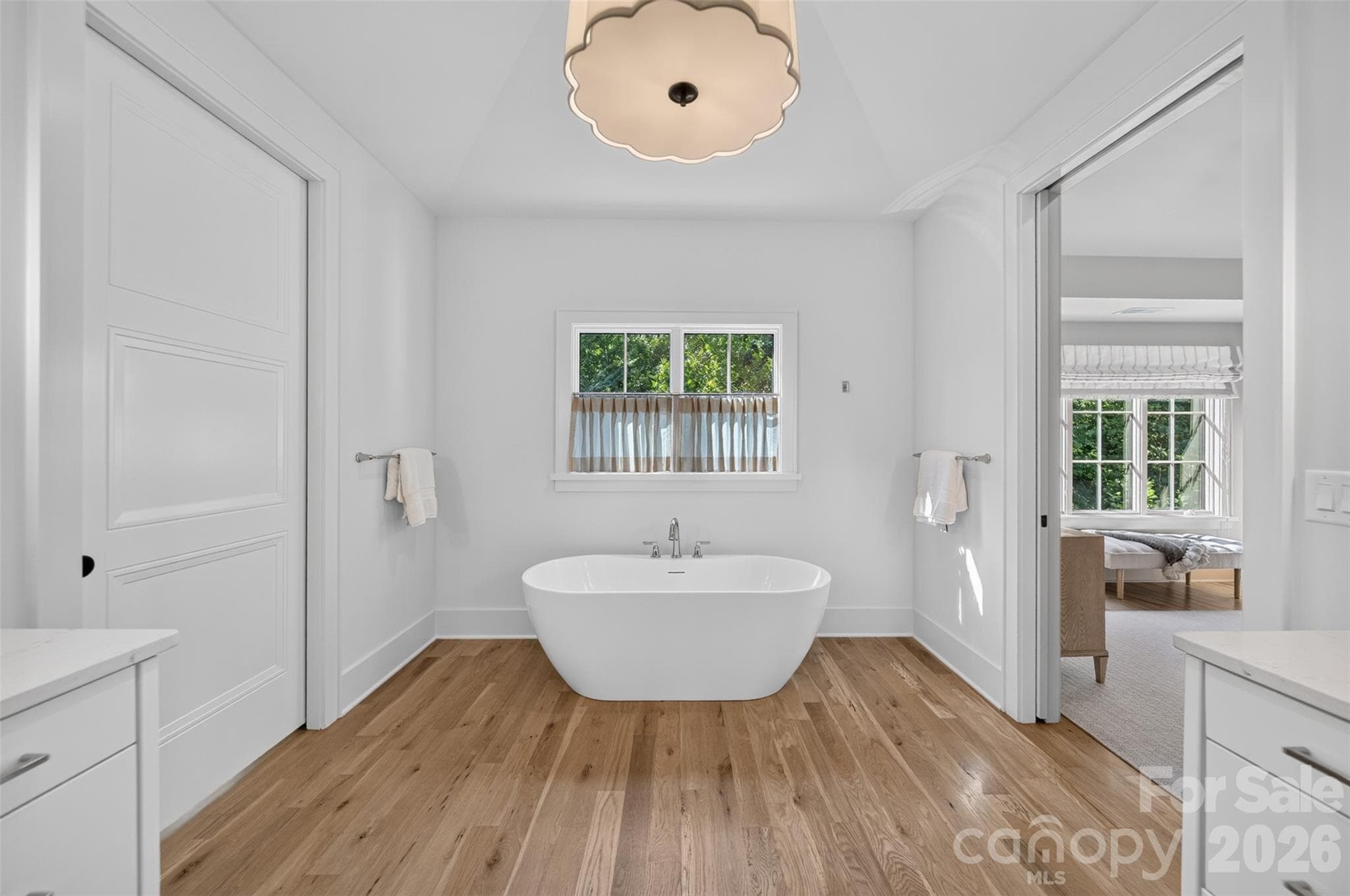 Single Family Residence at 6006 Old Providence Lane, Charlotte, photo 24 of 41