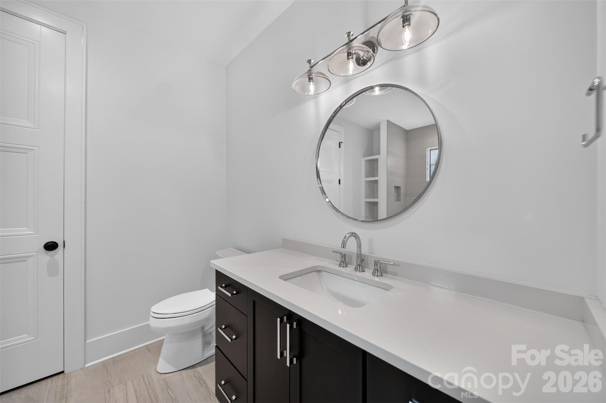 Single Family Residence at 6006 Old Providence Lane, Charlotte, photo 26 of 41