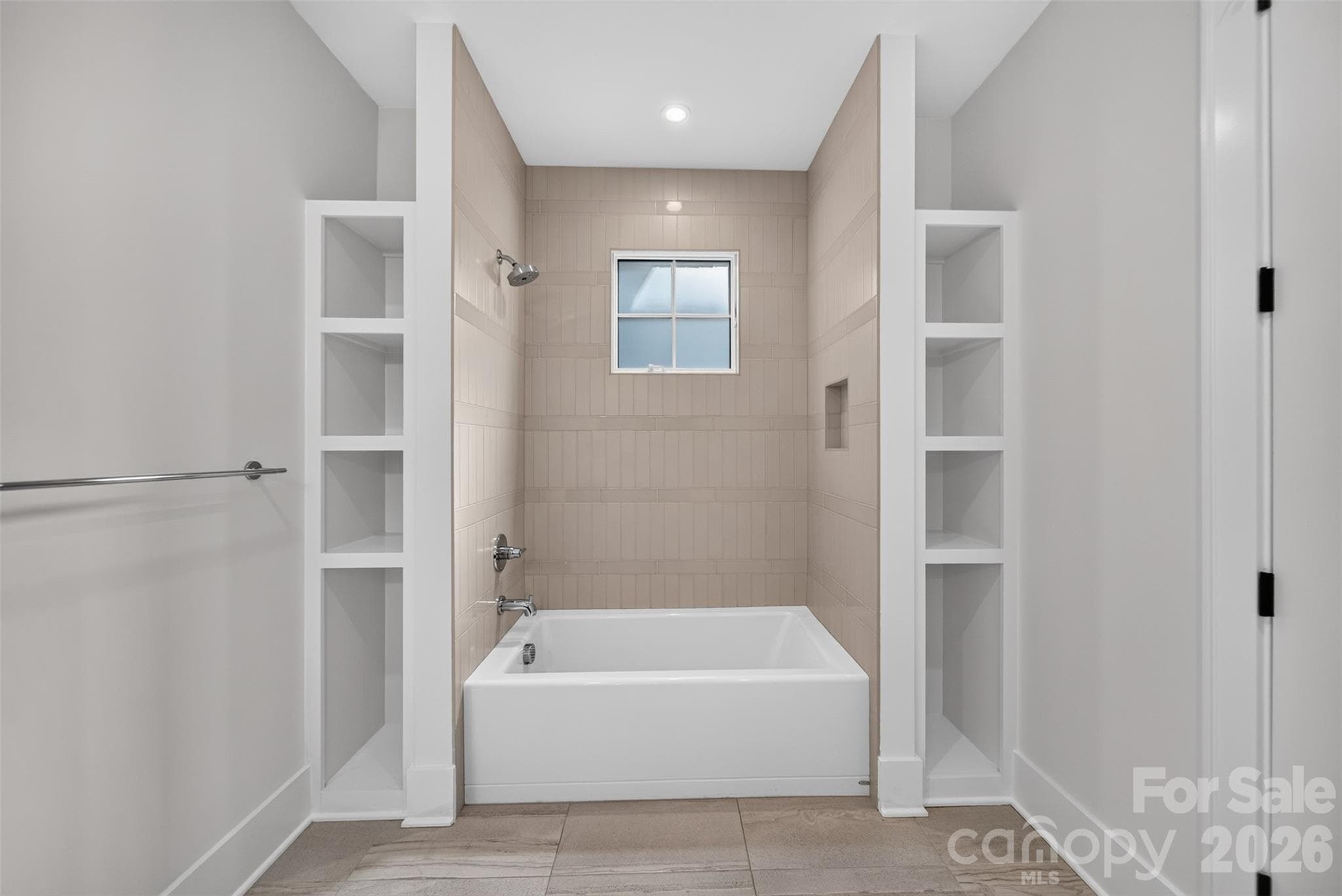 Single Family Residence at 6006 Old Providence Lane, Charlotte, photo 27 of 41