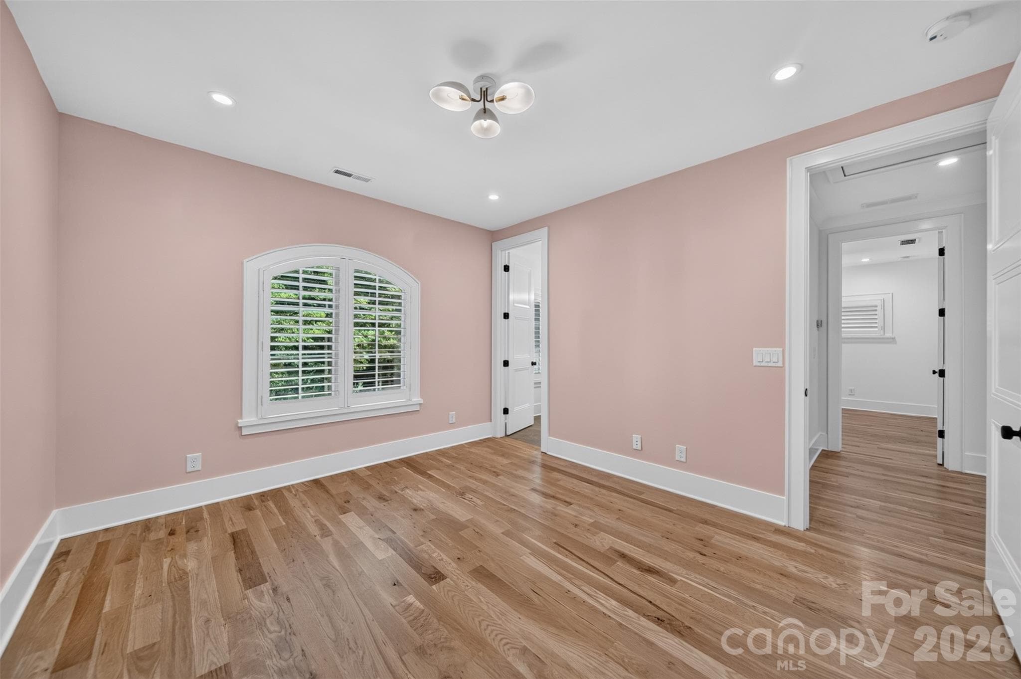 Single Family Residence at 6006 Old Providence Lane, Charlotte, photo 28 of 41