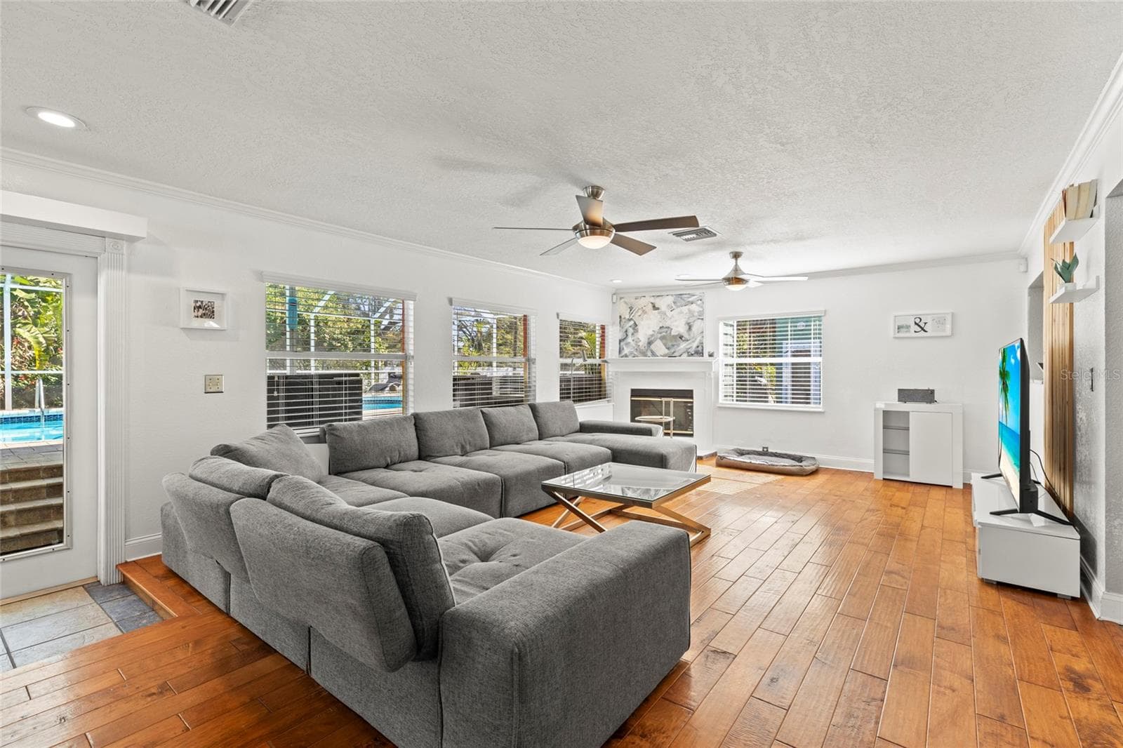 Single Family Residence at 5657 OCEANIC RD, HOLIDAY, photo 18 of 46