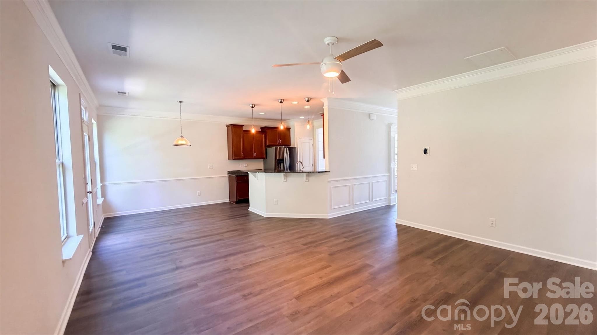 Single Family Residence at 3807 Ernie Drive, Charlotte, photo 7 of 21