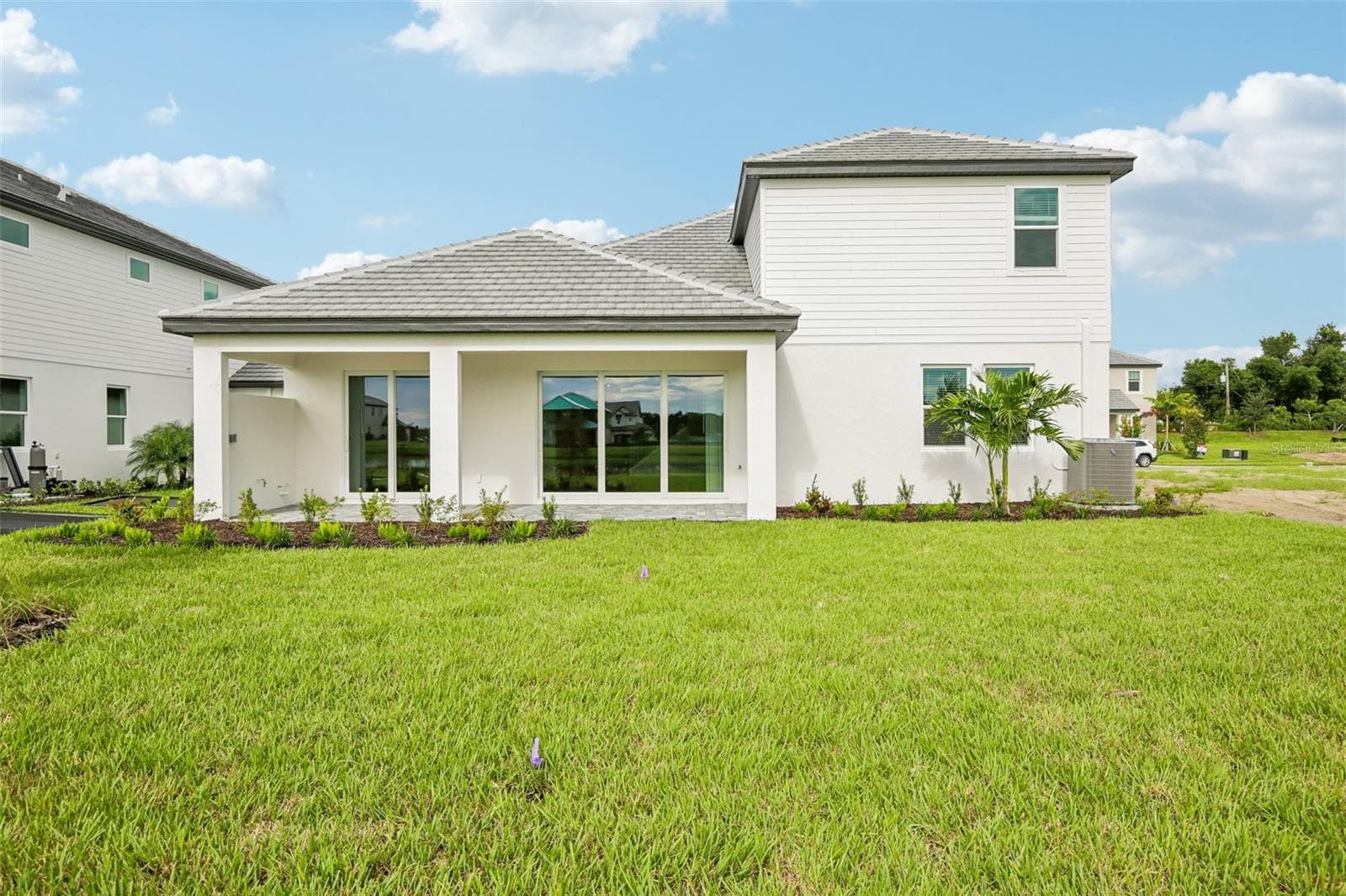 Single Family Residence at 7574 HAWKSTONE DR, SARASOTA, photo 2 of 36