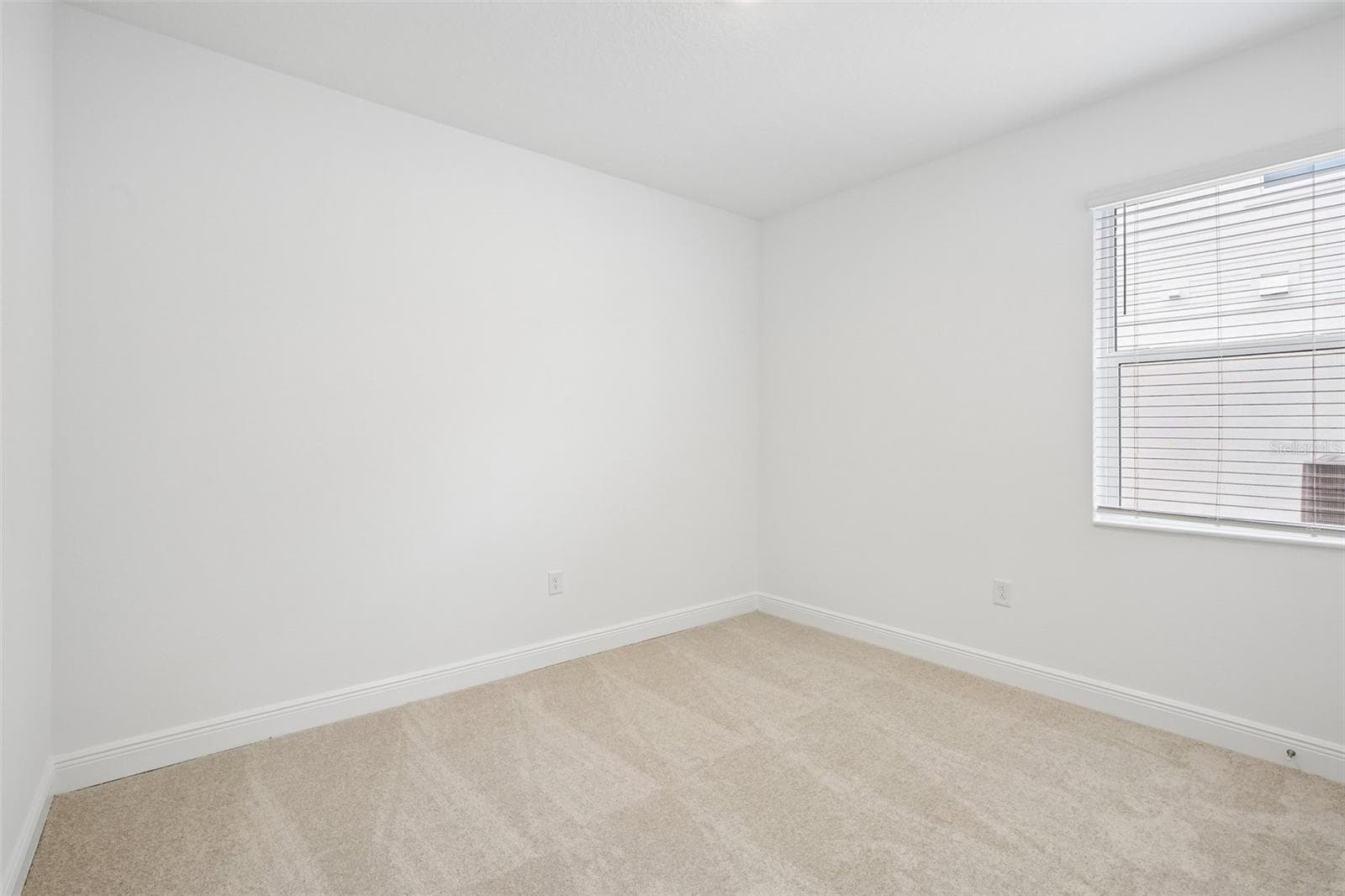 Single Family Residence at 7574 HAWKSTONE DR, SARASOTA, photo 19 of 36