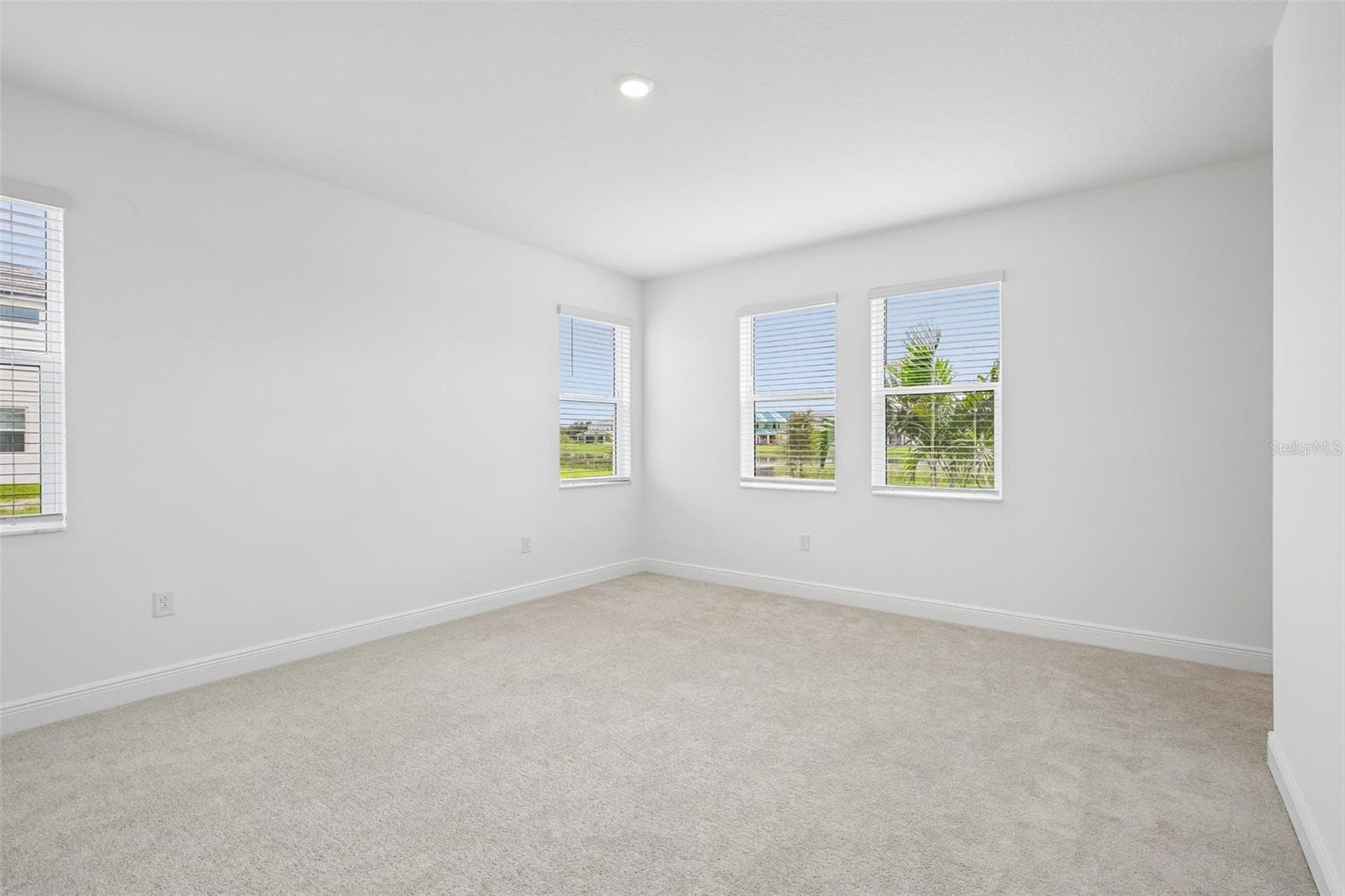 Single Family Residence at 7574 HAWKSTONE DR, SARASOTA, photo 25 of 36