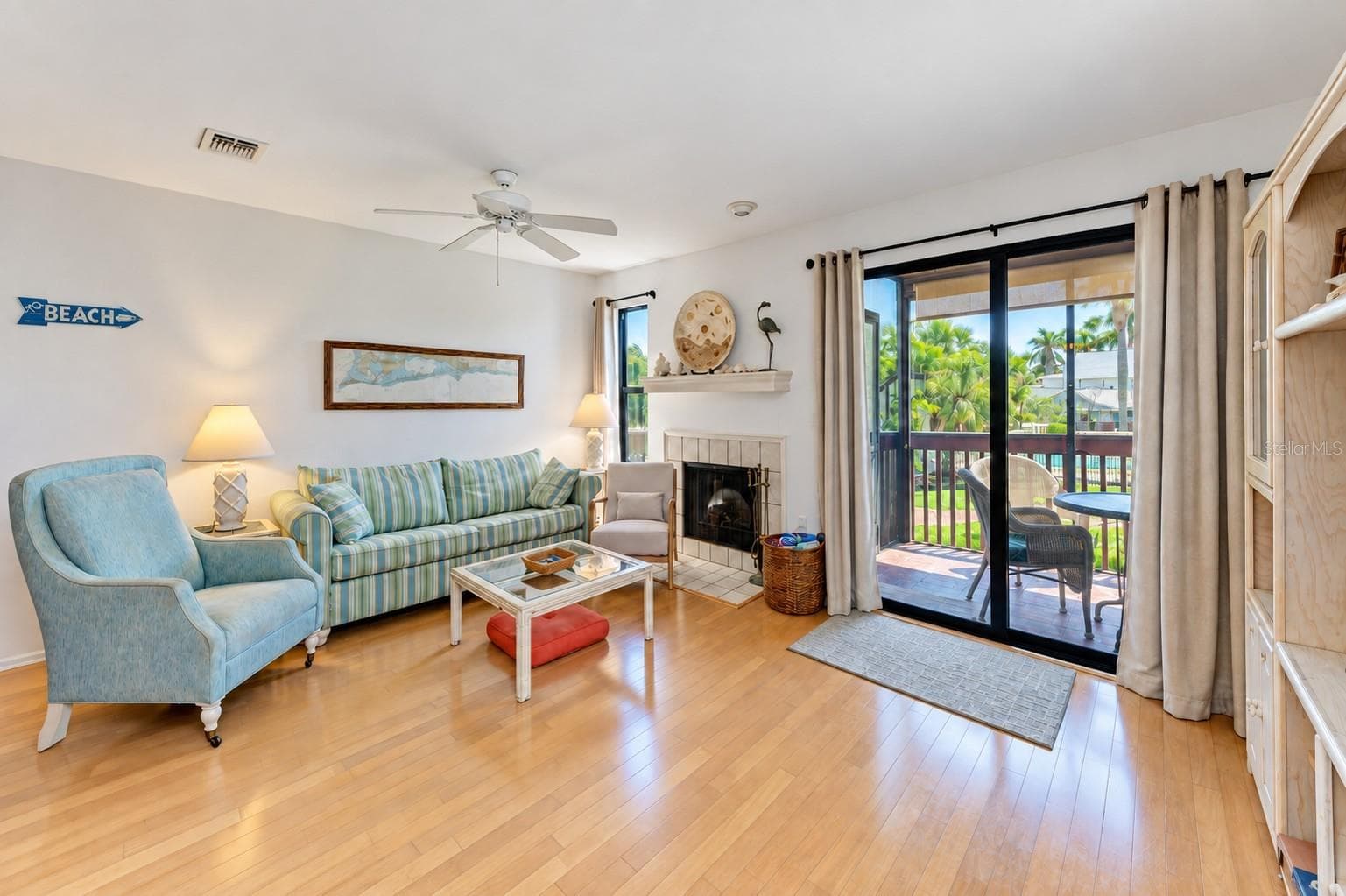 living room - 6840 MIDNIGHT PASS RD, SARASOTA