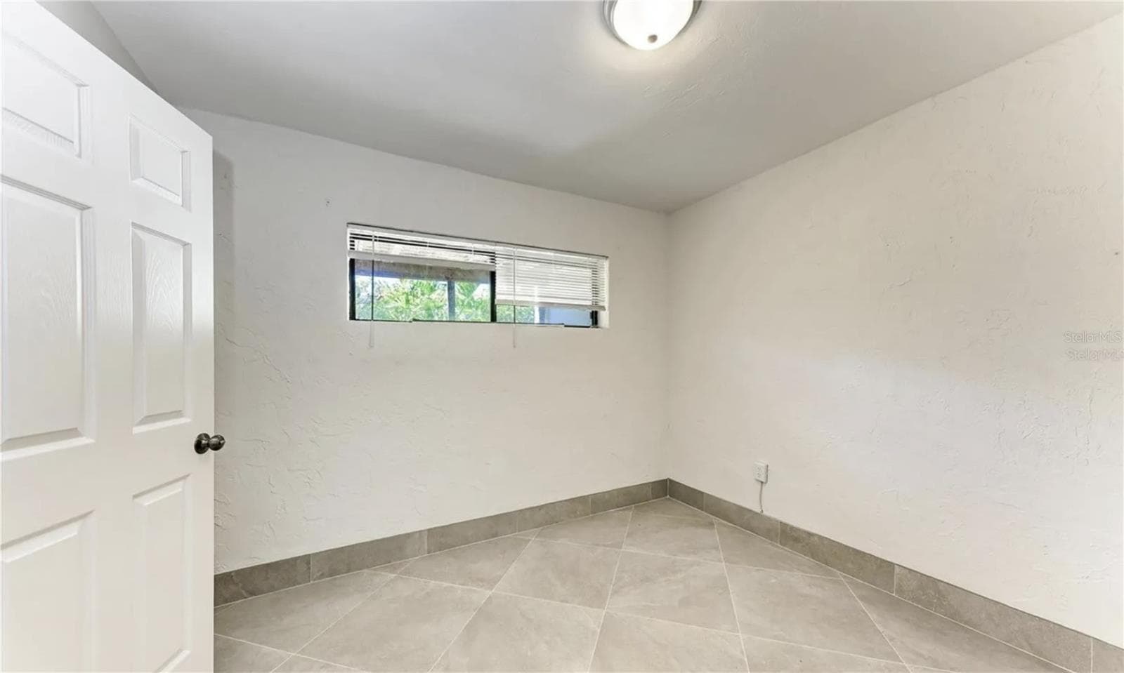 additional room - 6840 MIDNIGHT PASS RD, SARASOTA